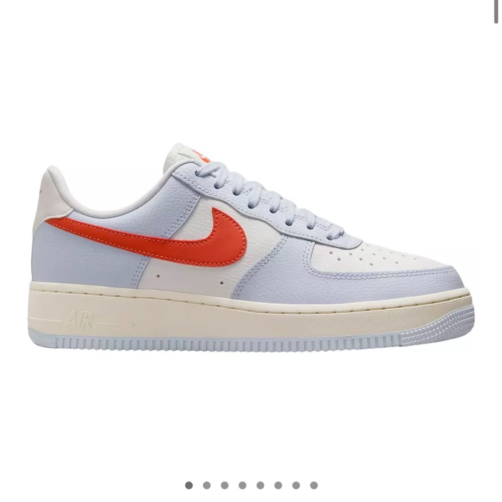 Nike Women's Air Force 1 '07 Shoes